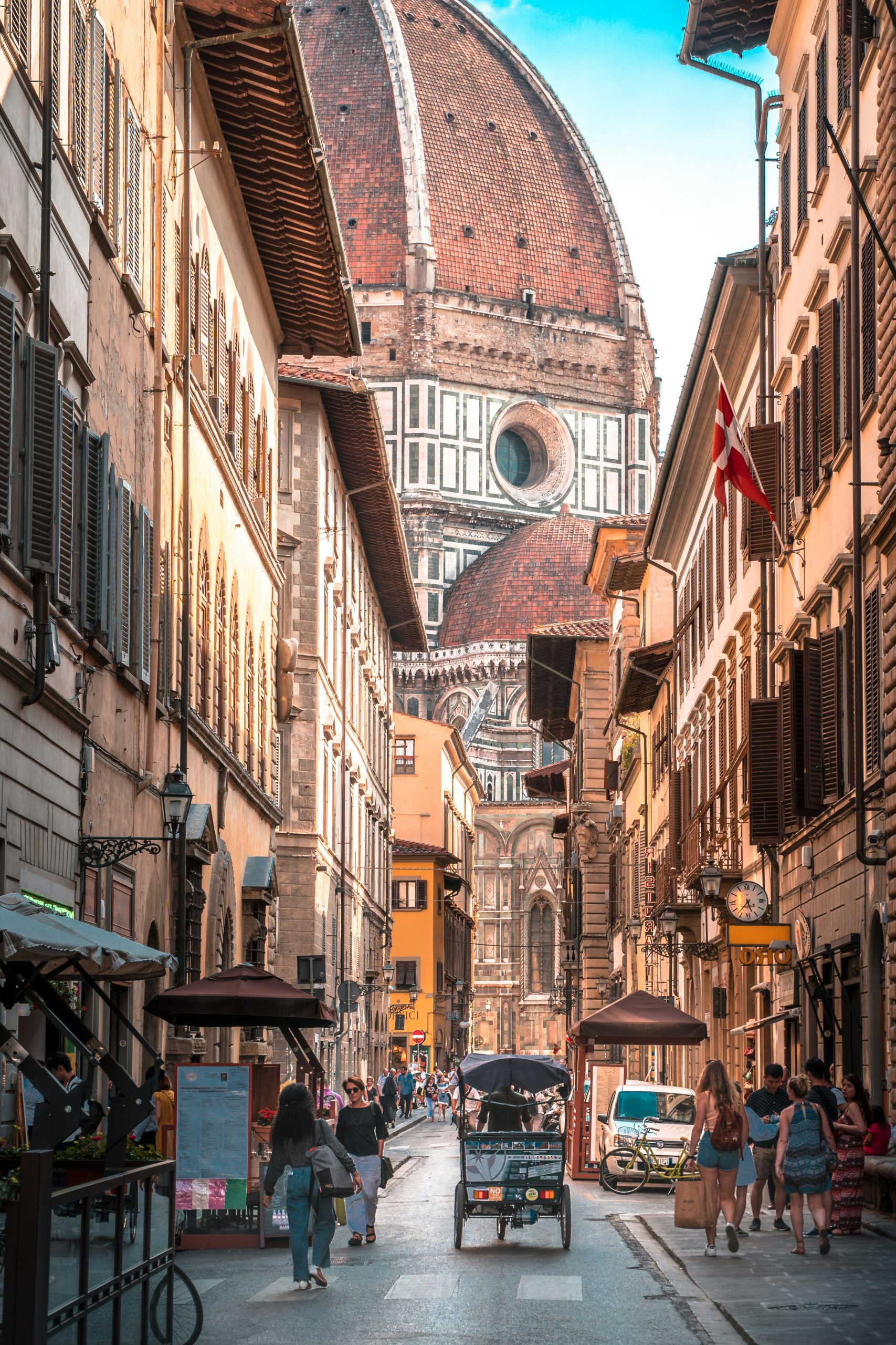 The Ponte Vecchio at dawn — Florence at its most cinematic